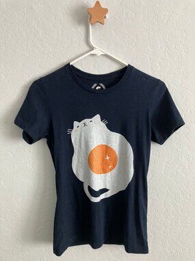 Women's Teepublic Egg Cat Navy Fitted Graphic V-Neck Tee | XS/S